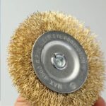 Zestaw szczotek stalowych płasko-doczołowych z trzpieniem (drut karbowany) 25-100 mm (7 elementów) - obrazek 4